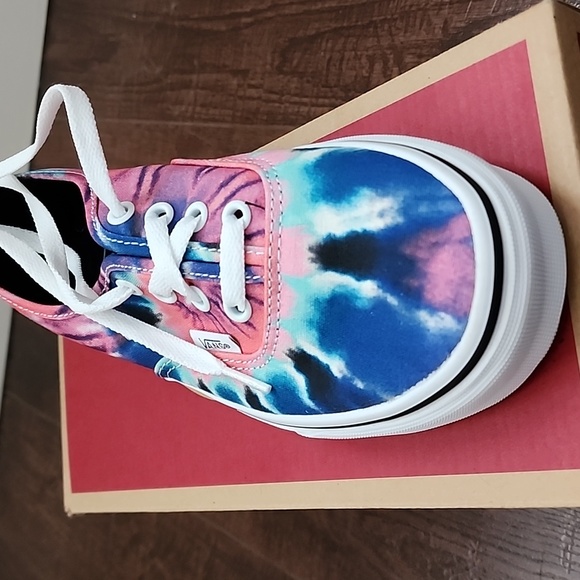 Vans old skool tie dye shoes size men's 5.5 women's 7.0 - Picture 2 of 4